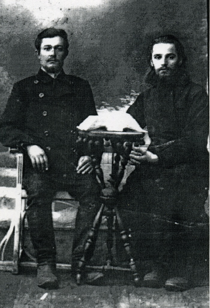 Слева направо: Иерей Симеон Козлов (Боровск) и протоиерей Маркелл Кузнецов (Калуга)