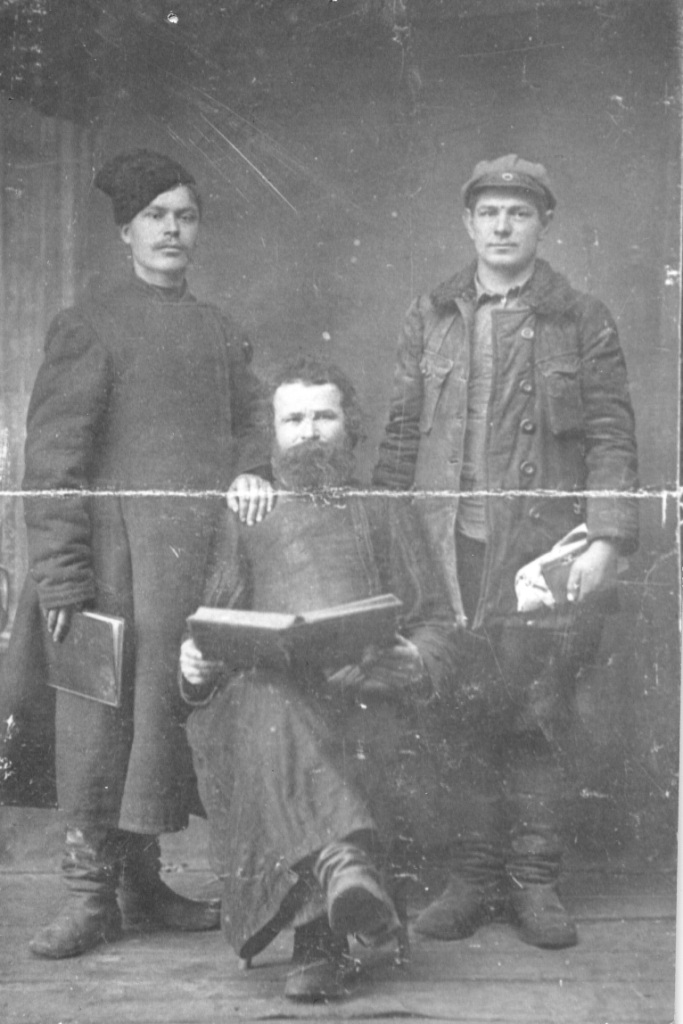 Священник Никита Дроздов и сыновья