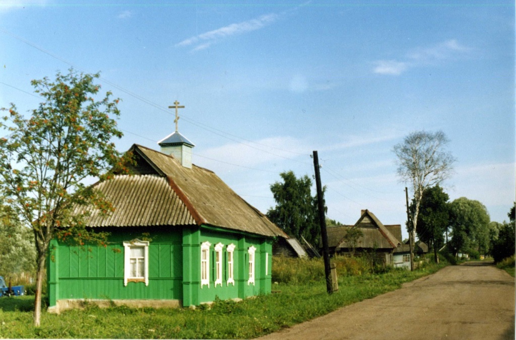 8. Храм во имя Петра Митрополита в деревне Гавриловка. 2006 год.